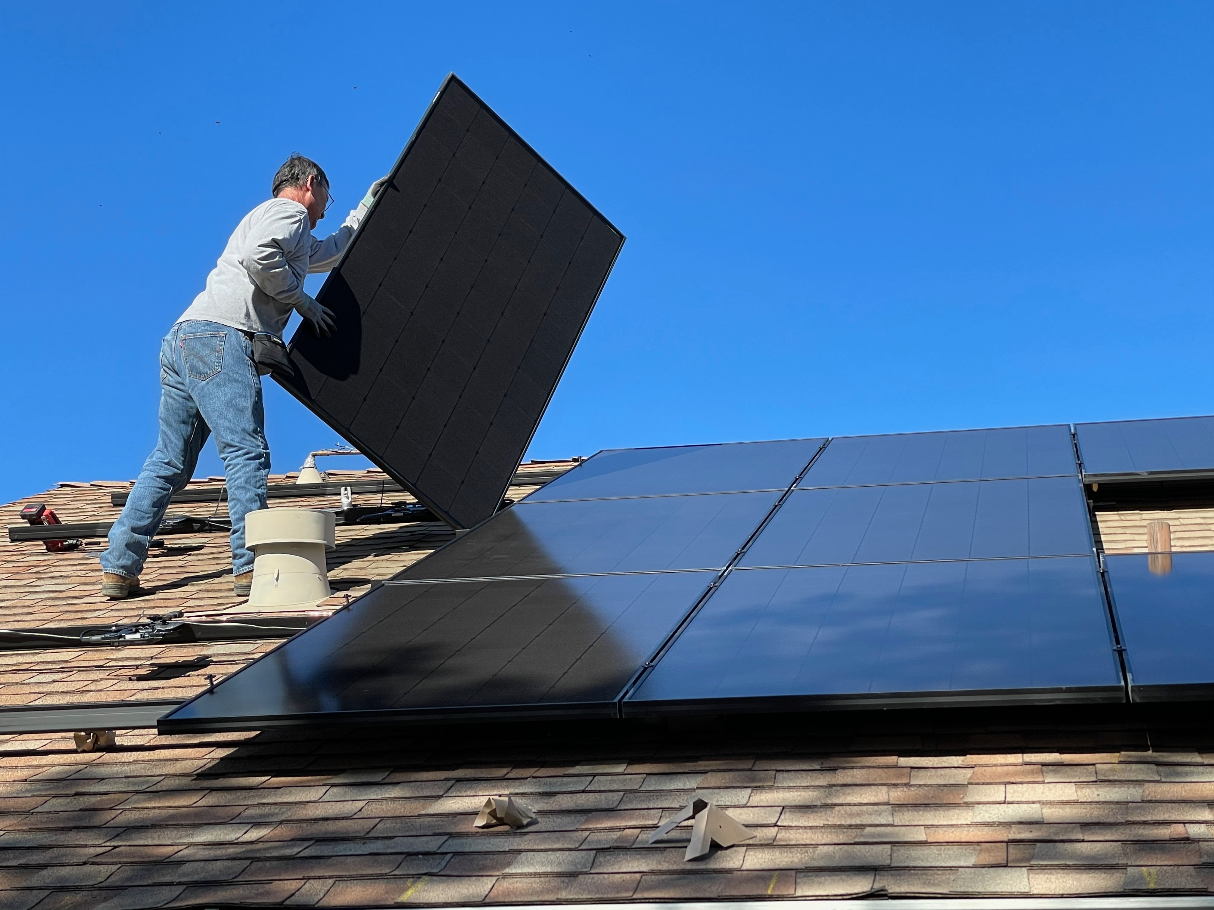 Solceller til hus - hvad er dine muligheder for at udnytte solens energi?
